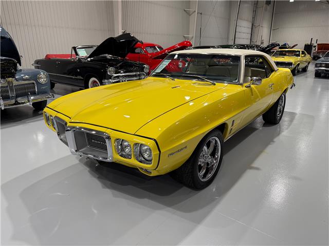 1969 Pontiac Firebird Resto-Mod  (Stk: 105014) in Watford - Image 2 of 43