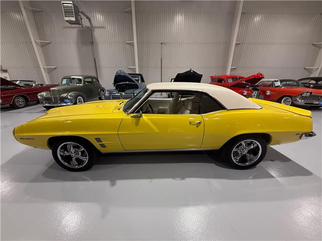 1969 Pontiac Firebird Resto-Mod  (Stk: 105014) in Watford - Image 5 of 43