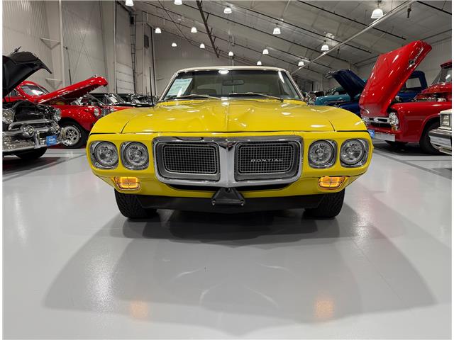 1969 Pontiac Firebird Resto-Mod  (Stk: 105014) in Watford - Image 3 of 43