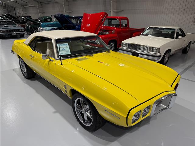 1969 Pontiac Firebird Resto-Mod  (Stk: 105014) in Watford - Image 17 of 43