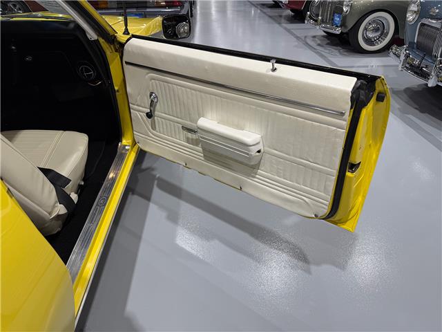 1969 Pontiac Firebird Resto-Mod  (Stk: 105014) in Watford - Image 29 of 43