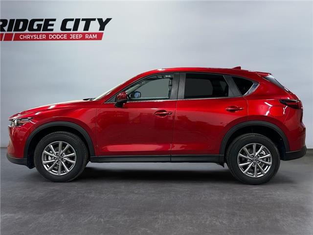 2024 Mazda CX-5 GS w/o CD (Stk: 40471) in Lethbridge - Image 2 of 15