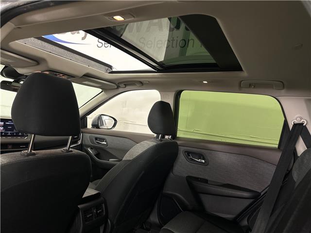2023 Nissan Rogue SV Moonroof (Stk: 43133J) in Belleville - Image 7 of 23