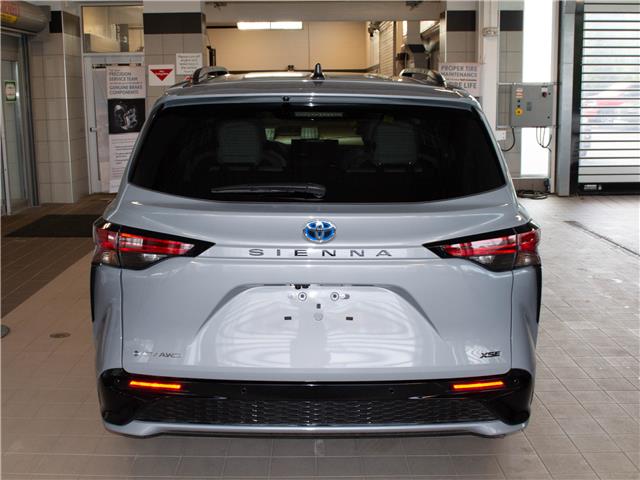 2025 Toyota Sienna XSE 7-Passenger (Stk: 26441A) in Kingston - Image 5 of 15
