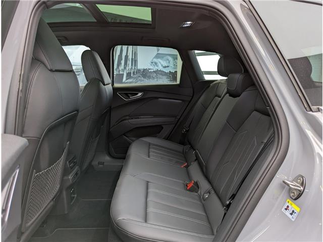 2026 Audi Q4 e-tron 55 (Stk: 184679) in Oakville - Image 6 of 10