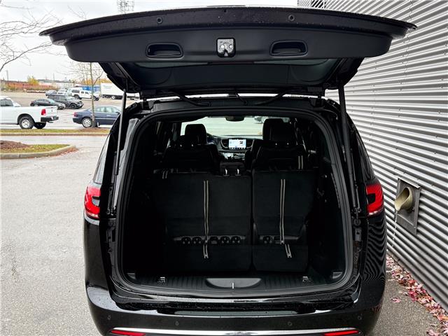 2026 Chrysler Pacifica Select (Stk: 26064) in London - Image 6 of 29