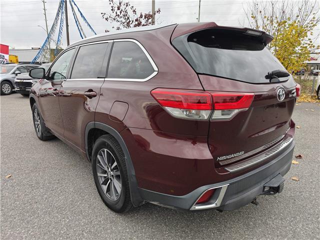 2017 Toyota Highlander XLE in Ottawa - Image 9 of 37