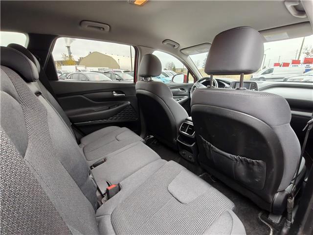 2020 Hyundai Santa Fe Essential 2.4  w/Safety Package in Ottawa - Image 14 of 18