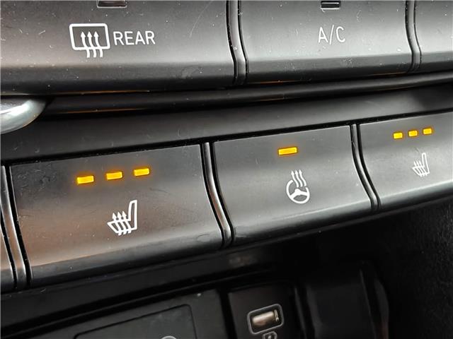 2020 Hyundai Santa Fe Essential 2.4  w/Safety Package in Ottawa - Image 5 of 18