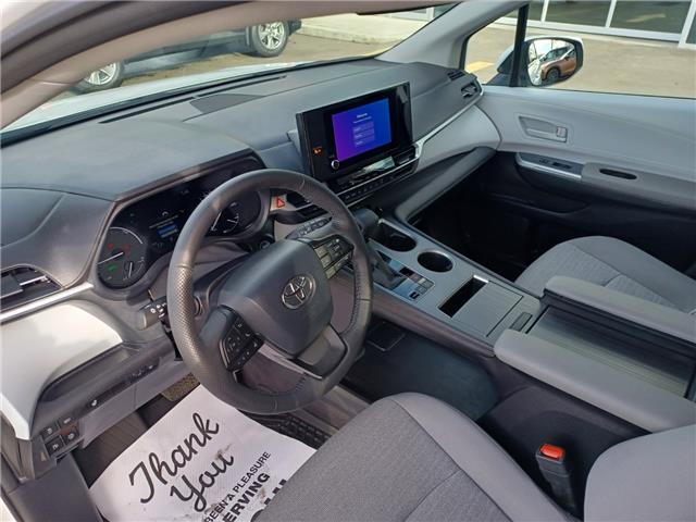 2025 Toyota Sienna LE 8-Passenger (Stk: 2538891) in Regina - Image 16 of 26