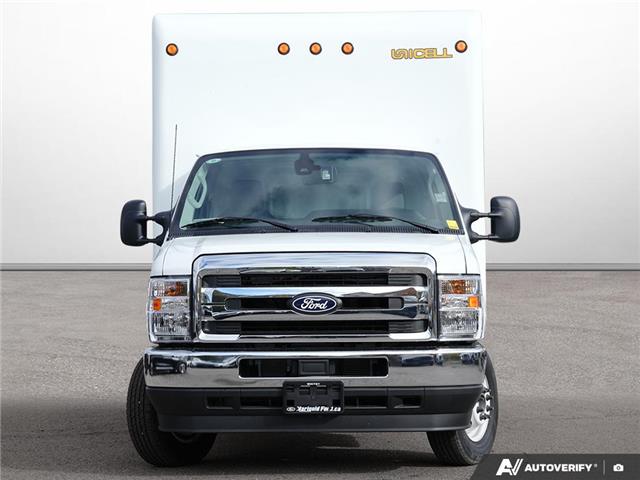 2026 Ford E-450 Cutaway Base (Stk: 6-26CV0068) in Whitby - Image 2 of 30