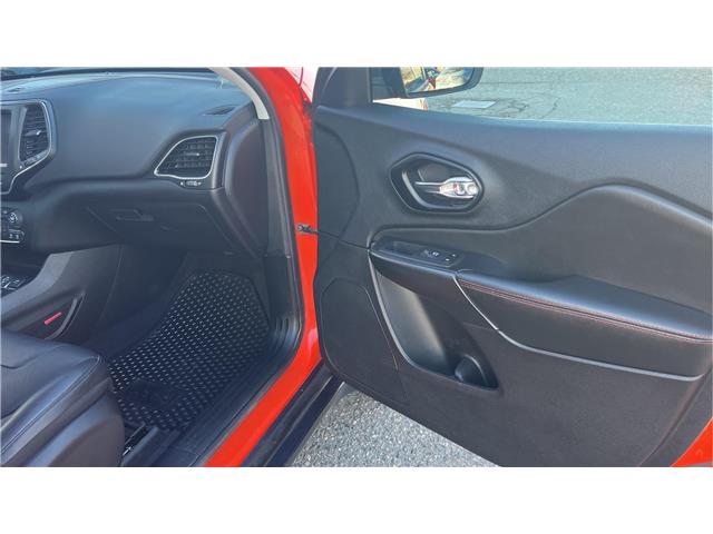 2021 Jeep Cherokee Trailhawk (Stk: 1313A) in Kamloops - Image 11 of 29