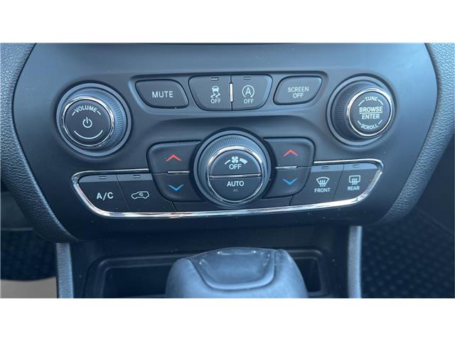 2021 Jeep Cherokee Trailhawk (Stk: 1313A) in Kamloops - Image 24 of 29