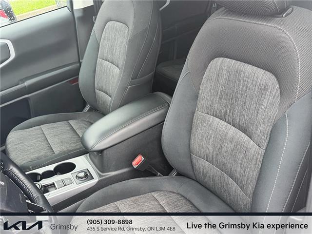 2023 Ford Bronco Sport Base | SUN ROOF | NAVIGATION | LOW KM (Stk: D5812A) in Grimsby - Image 9 of 19