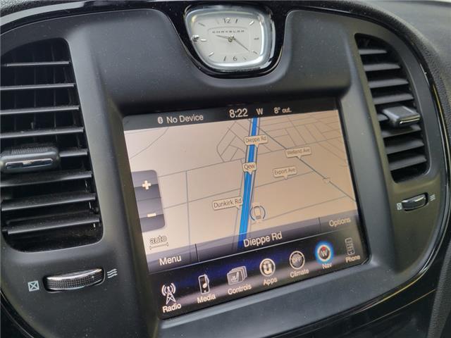 2016 Chrysler 300 300S | NAVI | PANO ROOF | REMOTE START | LEATHER (Stk: H22161B) in St. Catharines - Image 8 of 29