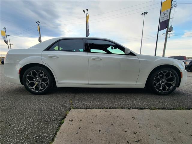 2016 Chrysler 300 300S | NAVI | PANO ROOF | REMOTE START | LEATHER (Stk: H22161B) in St. Catharines - Image 26 of 29