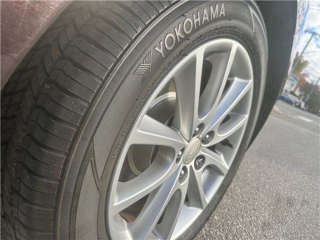 2012 Subaru Impreza 2.0i Touring Package (Stk: S204781) in Scarborough - Image 8 of 13