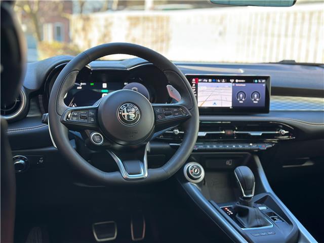 2025 Alfa Romeo Tonale PHEV Base (Stk: 624AR) in Toronto - Image 18 of 30