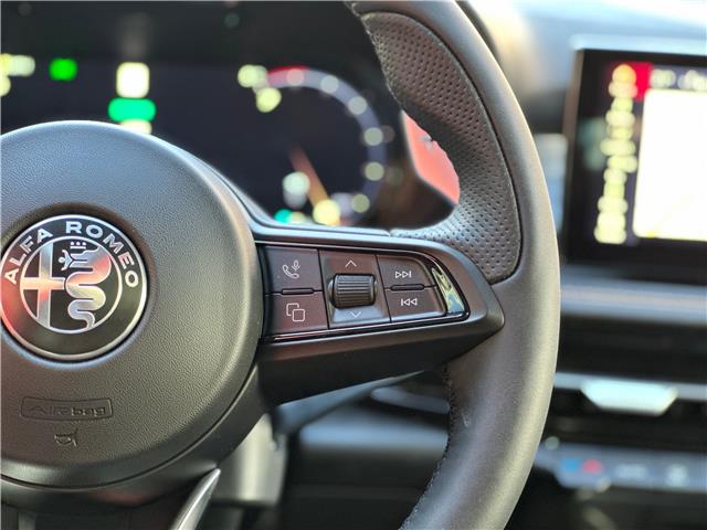 2025 Alfa Romeo Tonale PHEV Base (Stk: 624AR) in Toronto - Image 23 of 30