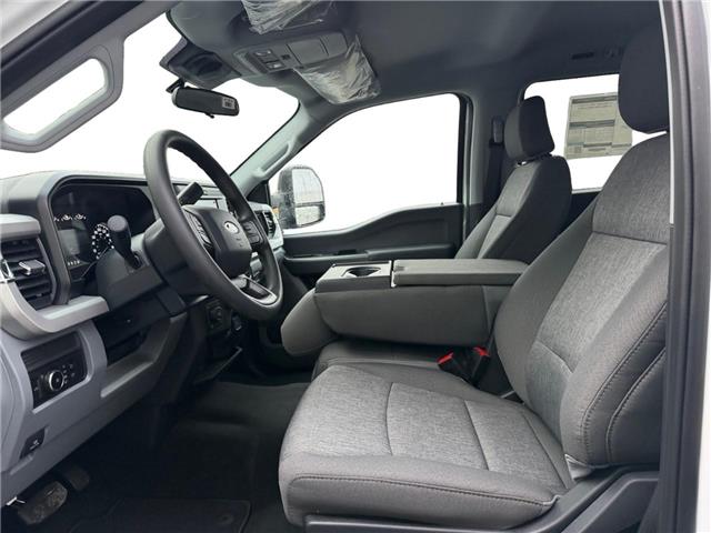 2026 Ford F-250  (Stk: 15242) in Golden - Image 9 of 17