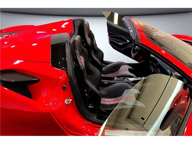 2022 Ferrari F8 Spider Base (Stk: C0307) in Richmond - Image 15 of 19 2022 Ferrari F8 Spider Base (Stk: C0307) in Richmond - Image 15 of 19