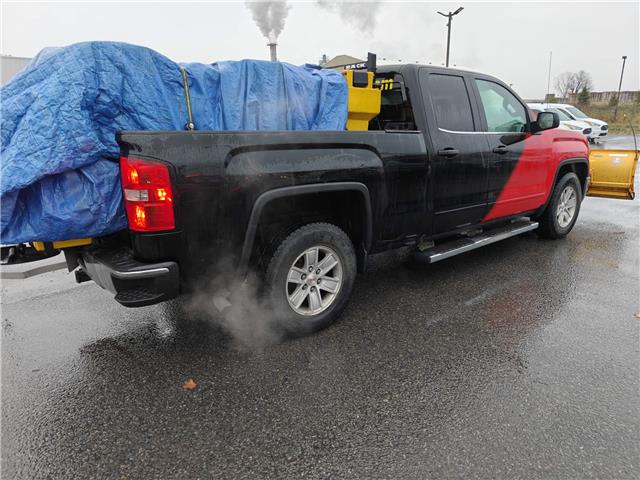 2014 GMC Sierra 1500 SLE in Ottawa - Image 4 of 11