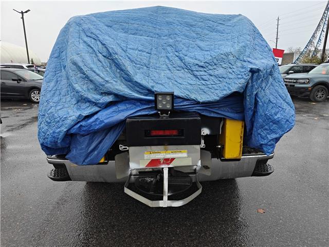 2014 GMC Sierra 1500 SLE in Ottawa - Image 5 of 11