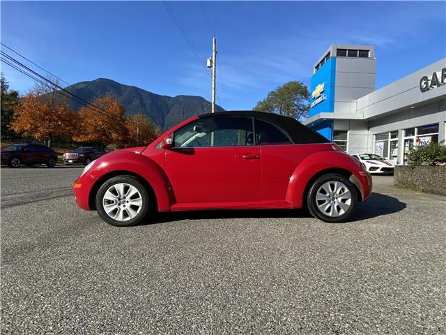 2010 Volkswagen New Beetle 2.5L Comfortline (Stk: 6T161B) in Hope - Image 2 of 13