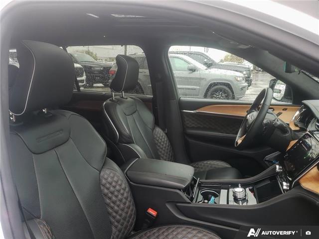 2024 Jeep Grand Cherokee L Summit (Stk: 163886) in London - Image 22 of 26