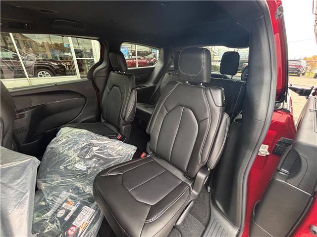 2026 Chrysler Grand Caravan SXT (Stk: 7462) in Fort Erie - Image 8 of 12