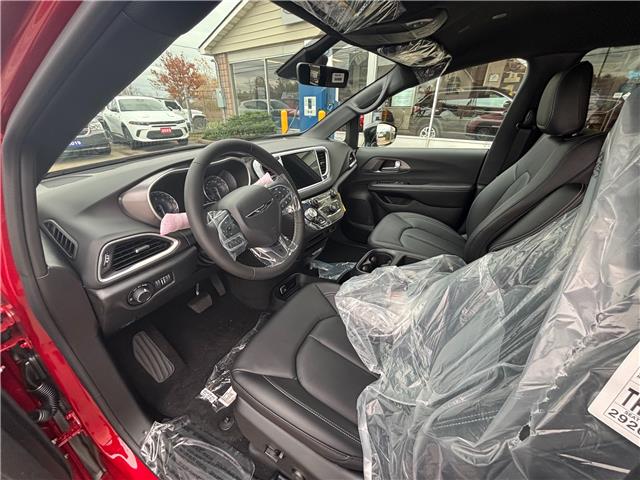 2026 Chrysler Grand Caravan SXT (Stk: 7462) in Fort Erie - Image 10 of 12