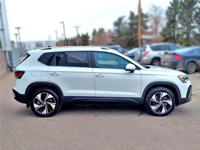2025 Volkswagen Taos Highline (Stk: 250157) in Regina - Image 4 of 43