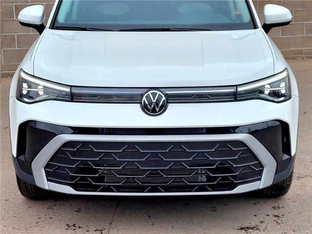 2025 Volkswagen Taos Highline (Stk: 250157) in Regina - Image 5 of 43