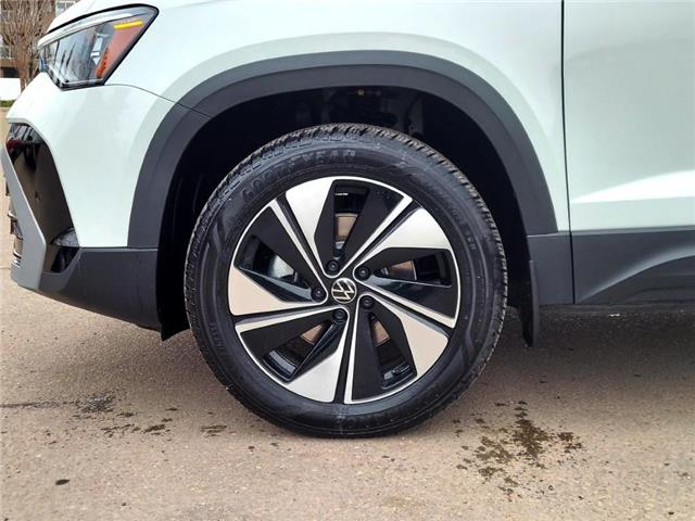 2025 Volkswagen Taos Highline (Stk: 250157) in Regina - Image 8 of 43