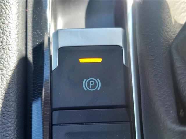 2025 Volkswagen Taos Highline (Stk: 250241) in Regina - Image 39 of 43