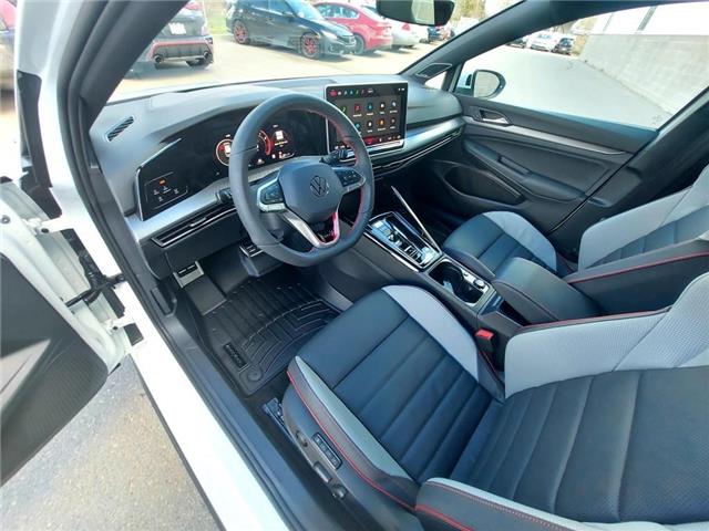 2025 Volkswagen Golf GTI Autobahn (Stk: 250285) in Regina - Image 17 of 40
