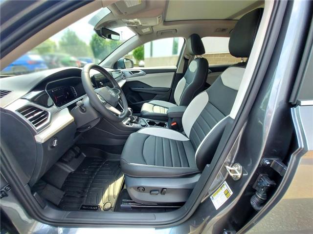 2025 Volkswagen Taos Highline (Stk: 250382) in Regina - Image 18 of 42