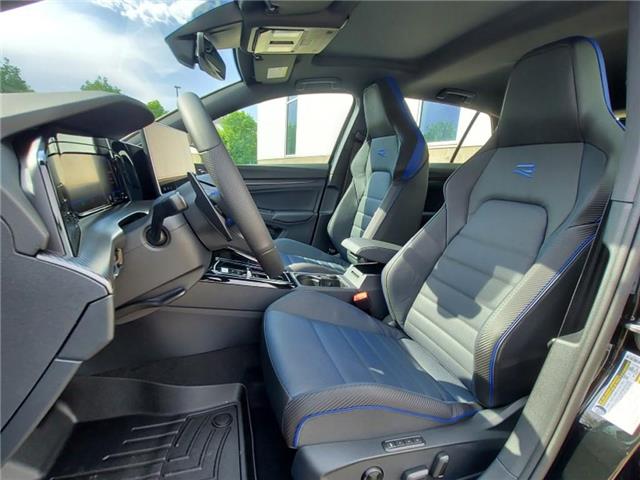2025 Volkswagen Golf R Black Edition (Stk: 250421) in Regina - Image 19 of 42