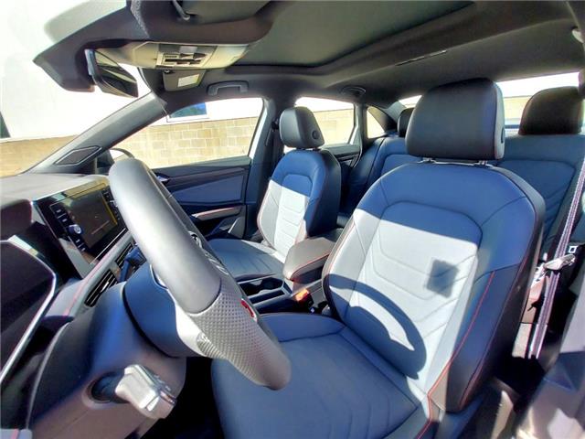 2025 Volkswagen Jetta GLI Autobahn (Stk: 250469) in Regina - Image 18 of 43