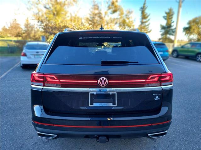 2026 Volkswagen Atlas 2.0 TSI Highline (Stk: 260028) in Regina - Image 10 of 43