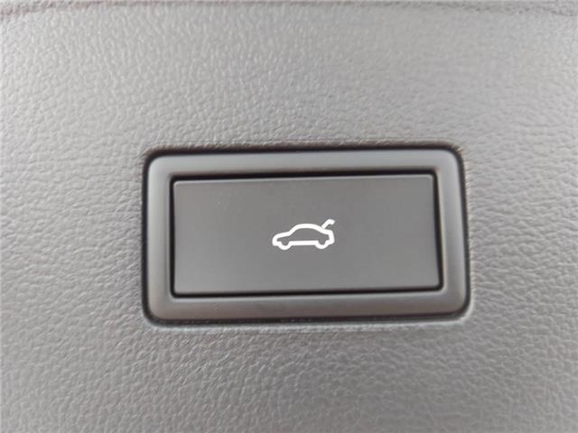 2026 Volkswagen Atlas 2.0 TSI Highline (Stk: 260030) in Regina - Image 14 of 43