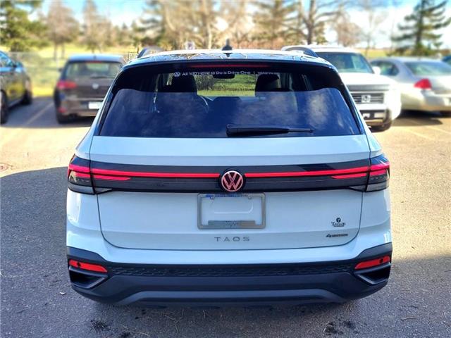 2026 Volkswagen Taos Comfortline Black Edition (Stk: 260048) in Regina - Image 12 of 43