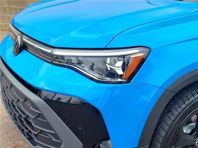 2026 Volkswagen Taos Comfortline Black Edition (Stk: 260049) in Regina - Image 7 of 44