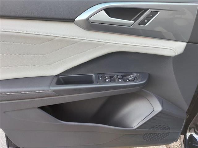 2026 Volkswagen Taos Highline (Stk: 260053) in Regina - Image 14 of 41