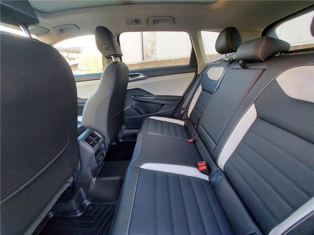 2026 Volkswagen Taos Highline (Stk: 260053) in Regina - Image 20 of 41