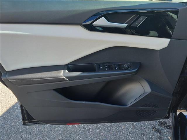 2026 Volkswagen Taos Trendline (Stk: 260023) in Regina - Image 14 of 37