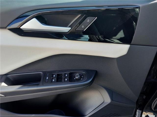 2026 Volkswagen Taos Trendline (Stk: 260023) in Regina - Image 15 of 37