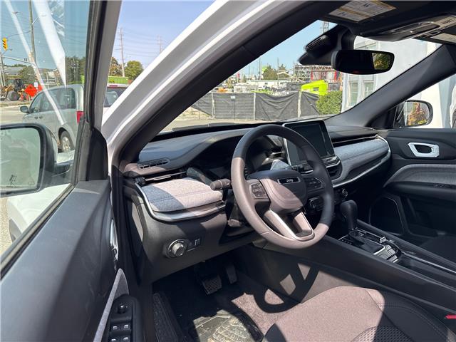 2025 Jeep Compass Sport (Stk: M22894) in Newmarket - Image 9 of 14