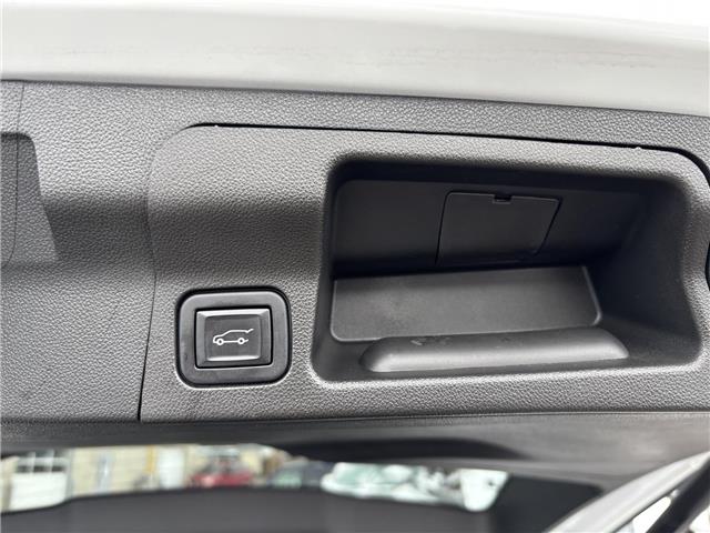 2023 GMC Acadia SLE (Stk: 21433A) in Brantford - Image 18 of 24