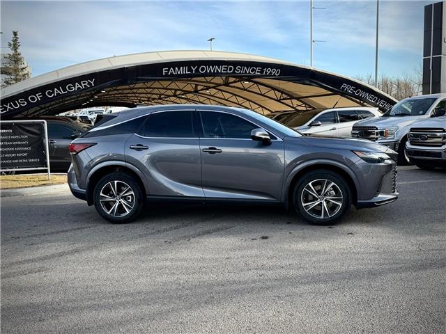 2023 Lexus RX 350h Base (Stk: 251384A) in Calgary - Image 2 of 19